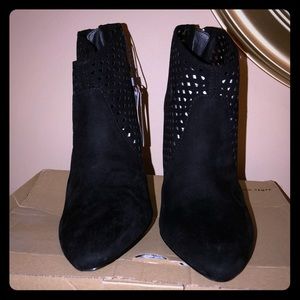 Zara Women’s Black Booties